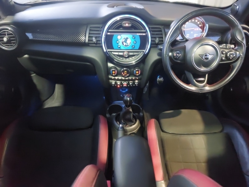 Used MINI Hatch 2019 for sale - 76785619: Photo 2