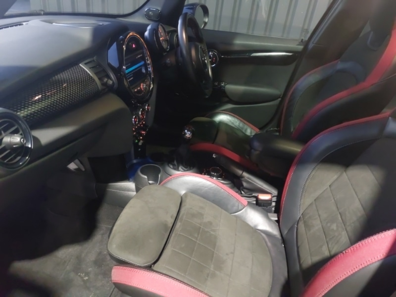 Used MINI Hatch 2019 for sale - 76785619: Photo 5