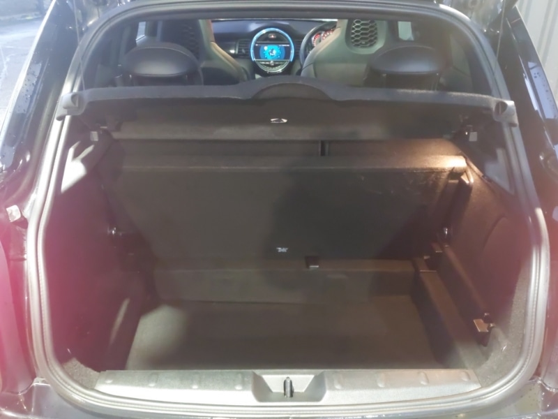 Used MINI Hatch 2019 for sale - 76785619: Photo 8