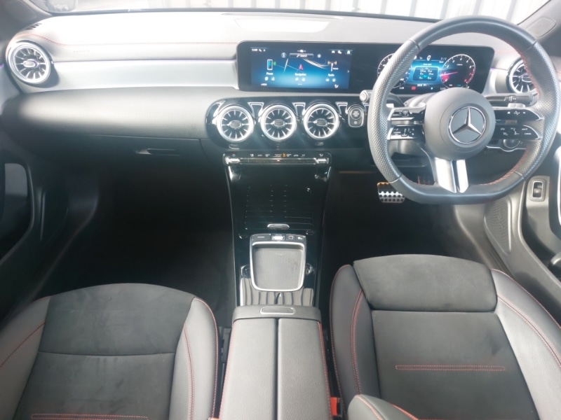 Used Mercedes-Benz CLA 2024 for sale - 76543543: Photo 2