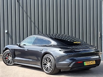 Used Porsche Taycan 2020 for sale - 79406781: Photo