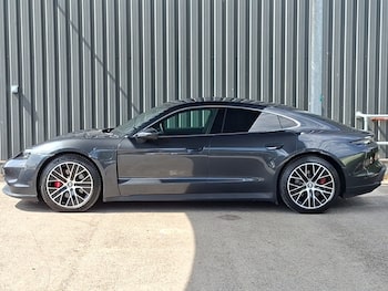 Used Porsche Taycan 2020 for sale - 79406781: Photo