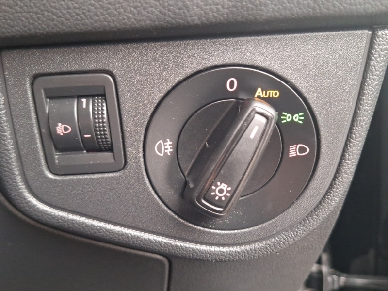 Used Volkswagen Polo 2018 for sale - 76602647: Photo 12