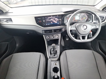 Used Volkswagen Polo 2018 for sale - 76602647: Photo