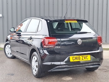 Used Volkswagen Polo 2018 for sale - 76602647: Photo