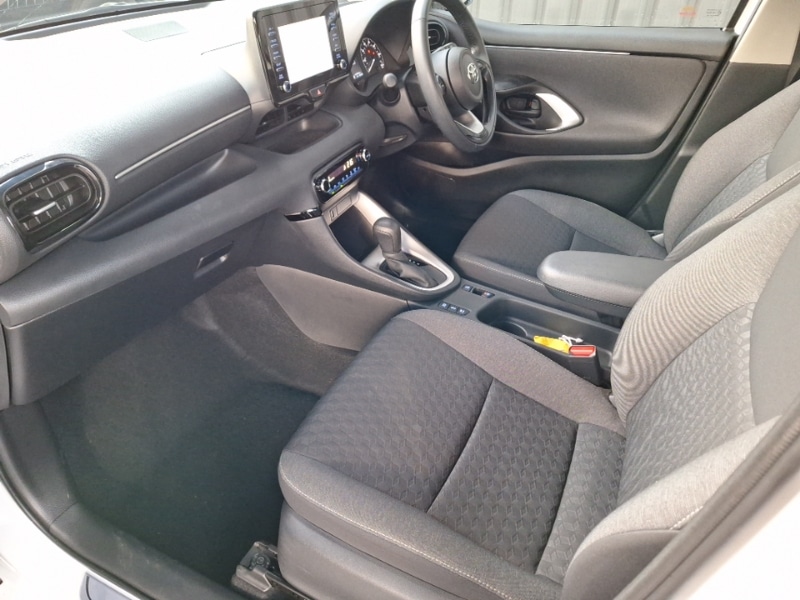 Used Toyota Yaris 2023 for sale - 77689860: Photo 5