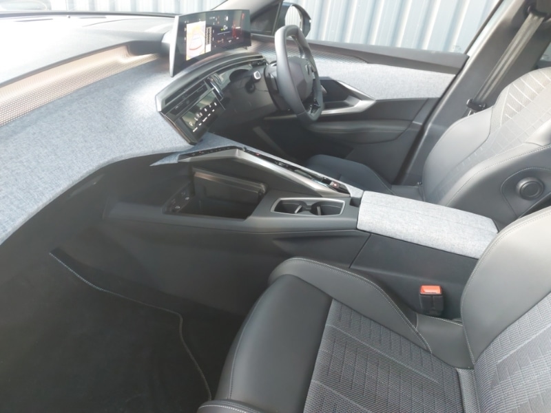 Used Peugeot 3008 2025 for sale - 76779731: Photo 5