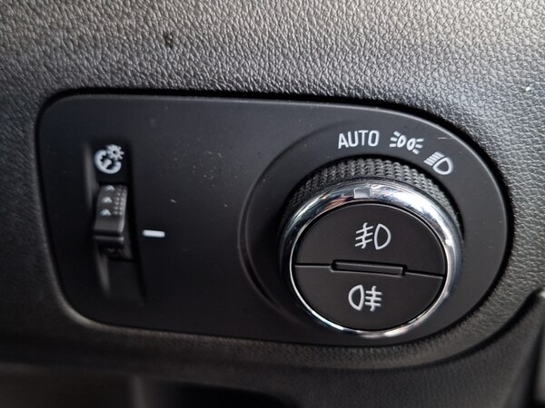 Used Vauxhall Crossland 2021 for sale - 76204879: Photo 12