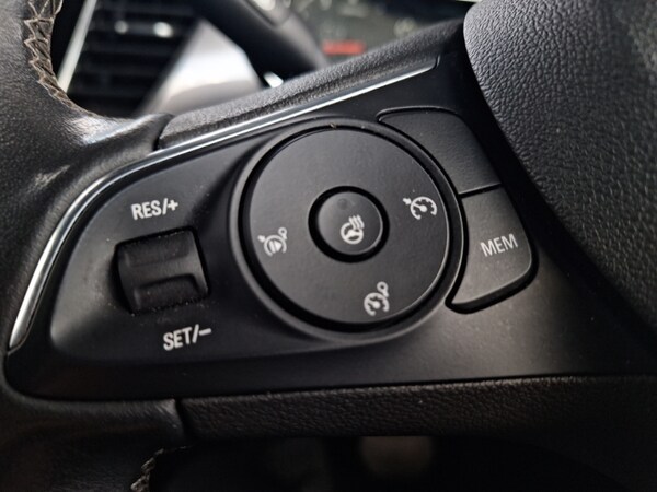 Used Vauxhall Crossland 2021 for sale - 76204879: Photo 14