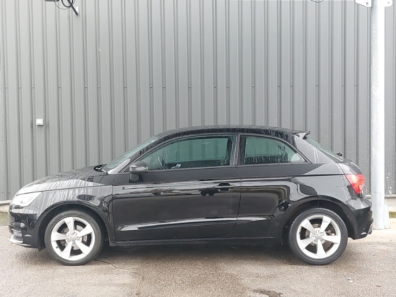 Used Audi A1 2017 for sale - 77141113: Photo 4