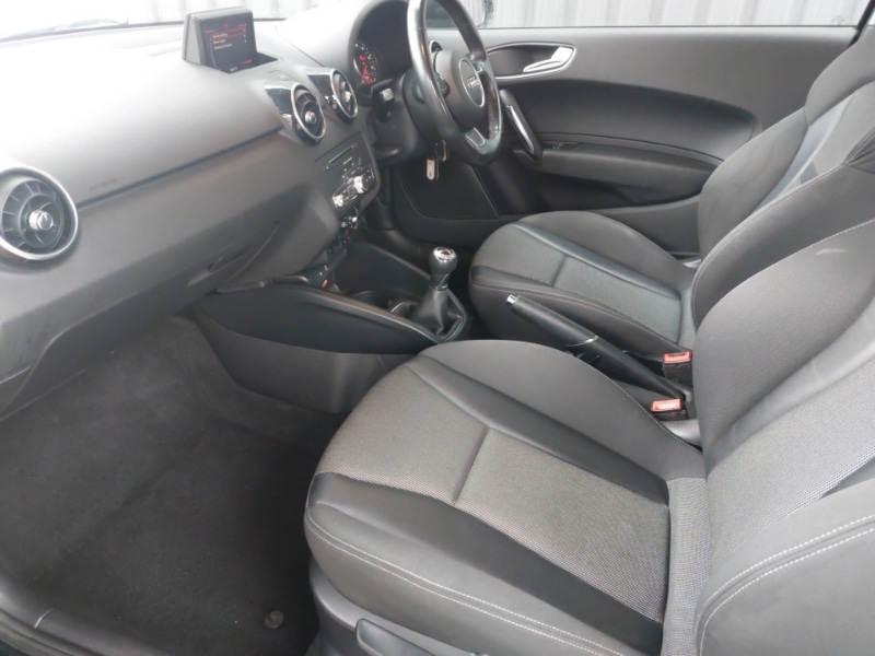 Used Audi A1 2017 for sale - 77141113: Photo 5