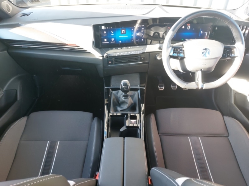 Used Vauxhall Astra 2022 for sale - 76815909: Photo 2