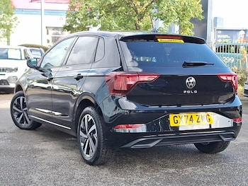 Used Volkswagen Polo 2024 for sale - 75989633: Photo 3