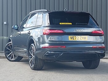 Used Audi Q7 2023 for sale - 78460424: Photo