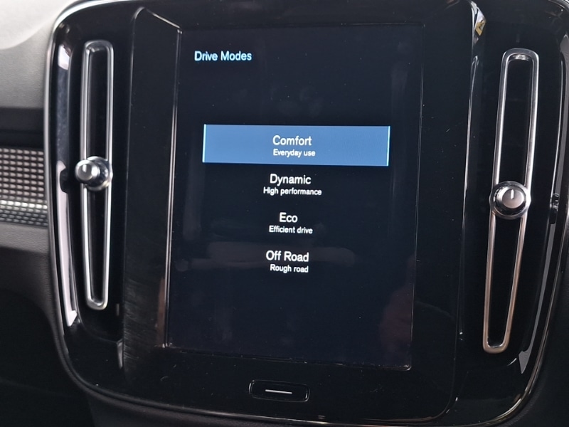 Used Volvo XC40 2021 for sale - 76403893: Photo 19