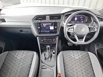 Used Volkswagen Tiguan Allspace 2023 for sale - 76199601: Photo 2