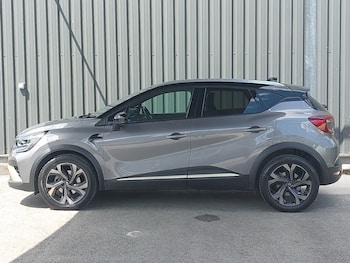 Used Renault Captur 2023 for sale - 79031303: Photo