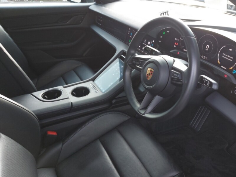 Used Porsche Taycan 2022 for sale - 77585227: Photo 10