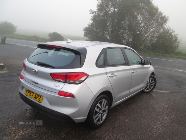 Used Hyundai i30 2017 for sale - 76350138: Photo 4