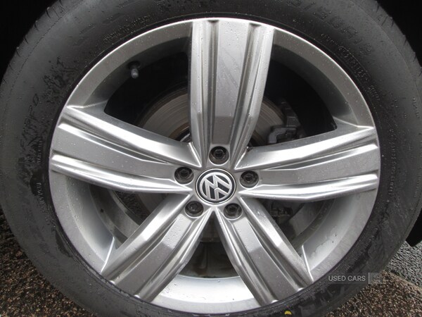 Used Volkswagen Tiguan 2019 for sale - 76228622: Photo 8