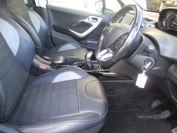 Used Peugeot 2008 2018 for sale - 75610207: Photo 13