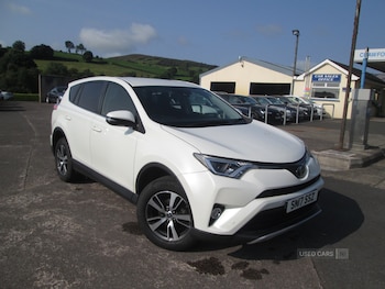 Used Toyota RAV4 2017 for sale - 79085120: Photo