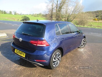 Used Volkswagen Golf 2019 for sale - 78302111: Photo