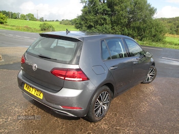 Used Volkswagen Golf 2018 for sale - 79085186: Photo