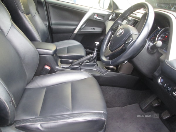Used Toyota RAV4 2014 for sale - 75671130: Photo 14