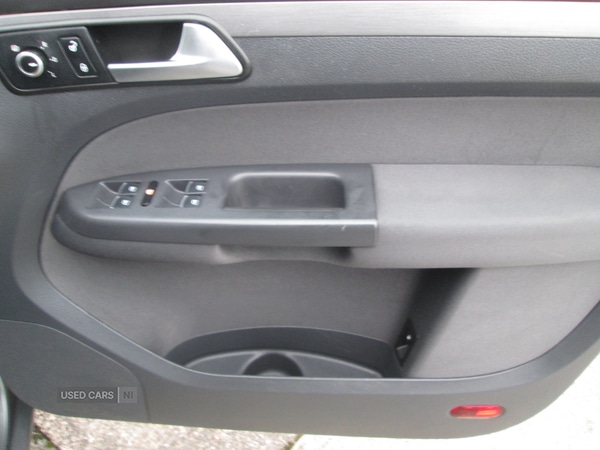 Used Volkswagen Touran 2015 for sale - 76271298: Photo 13