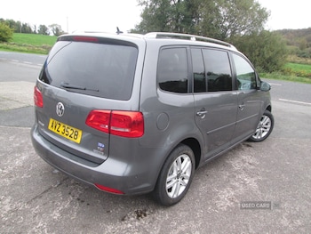 Used Volkswagen Touran 2015 for sale - 76271298: Photo