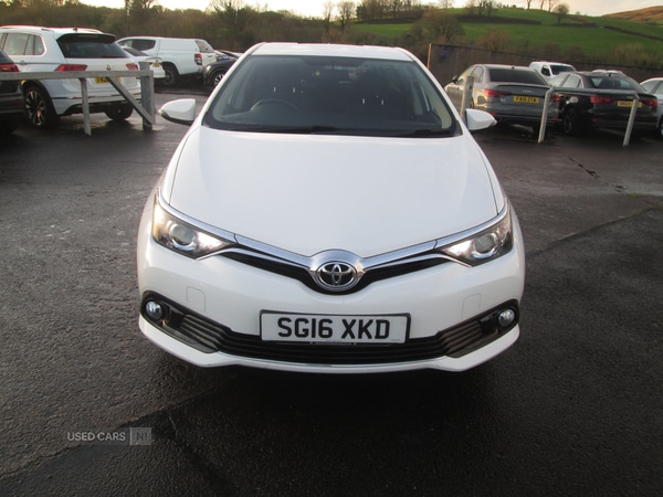 Used Toyota Auris 2016 for sale - 77009082: Photo 3