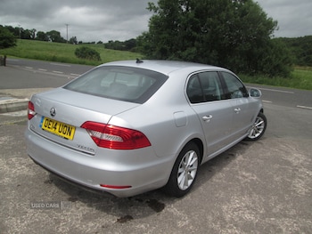 Used Skoda Superb 2014 for sale - 75553403: Photo