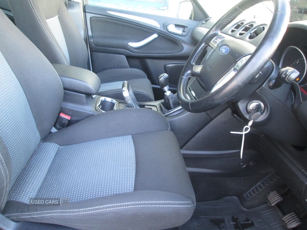 Used Ford S-Max 2015 for sale - 76715988: Photo 11