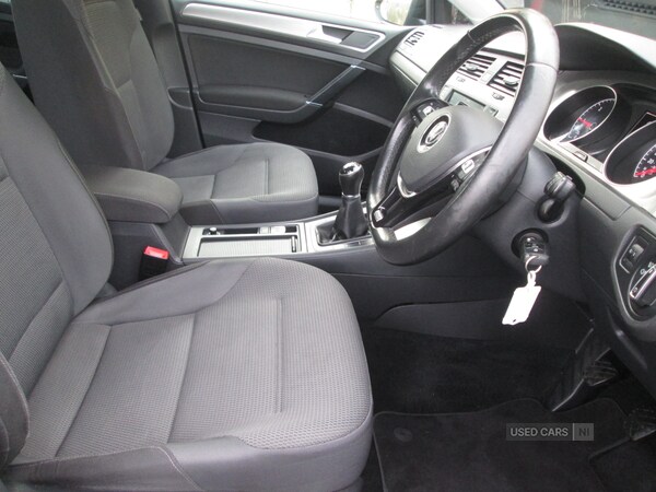 Used Volkswagen Golf 2017 for sale - 77280419: Photo 14