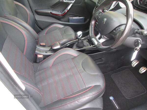 Used Peugeot 2008 2017 for sale - 75154990: Photo 12
