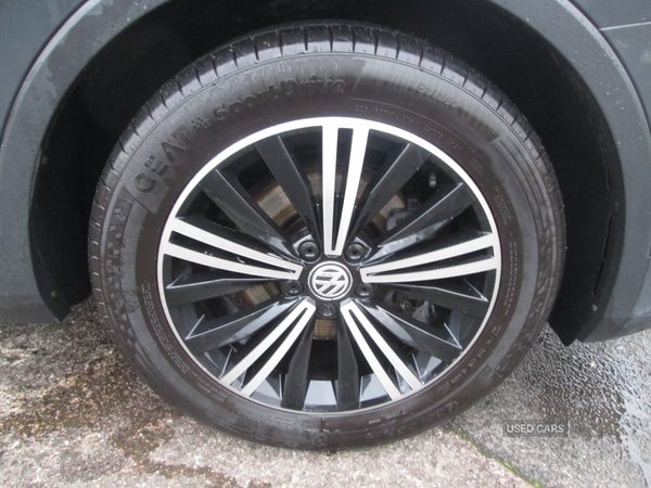 Used Volkswagen Tiguan 2018 for sale - 77372110: Photo 6