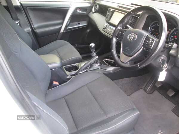 Used Toyota RAV4 2017 for sale - 75601876: Photo 13