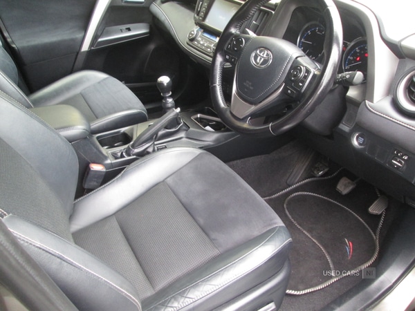 Used Toyota RAV4 2016 for sale - 75671139: Photo 9