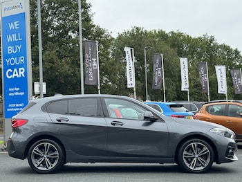 Used BMW 1 Series 2019 for sale - 75412101: Photo