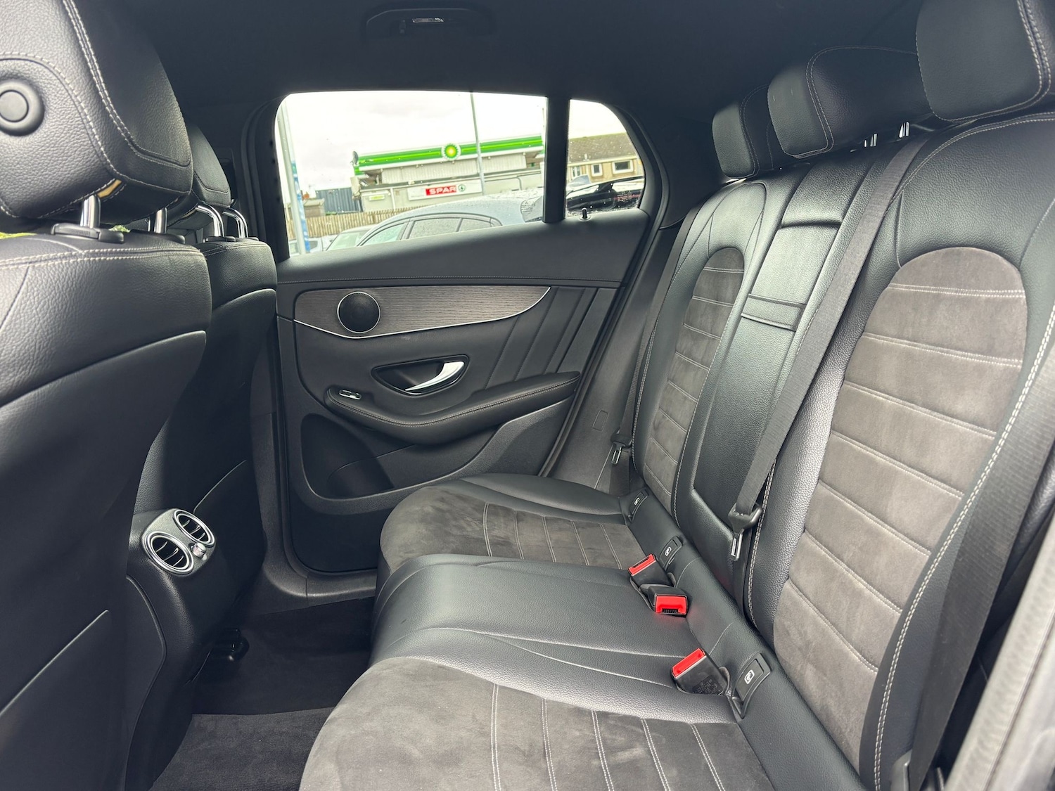 Used Mercedes-Benz GLC 2019 for sale - 75804560: Photo 24