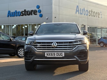 Used Volkswagen Touareg 2019 for sale - 76197734: Photo