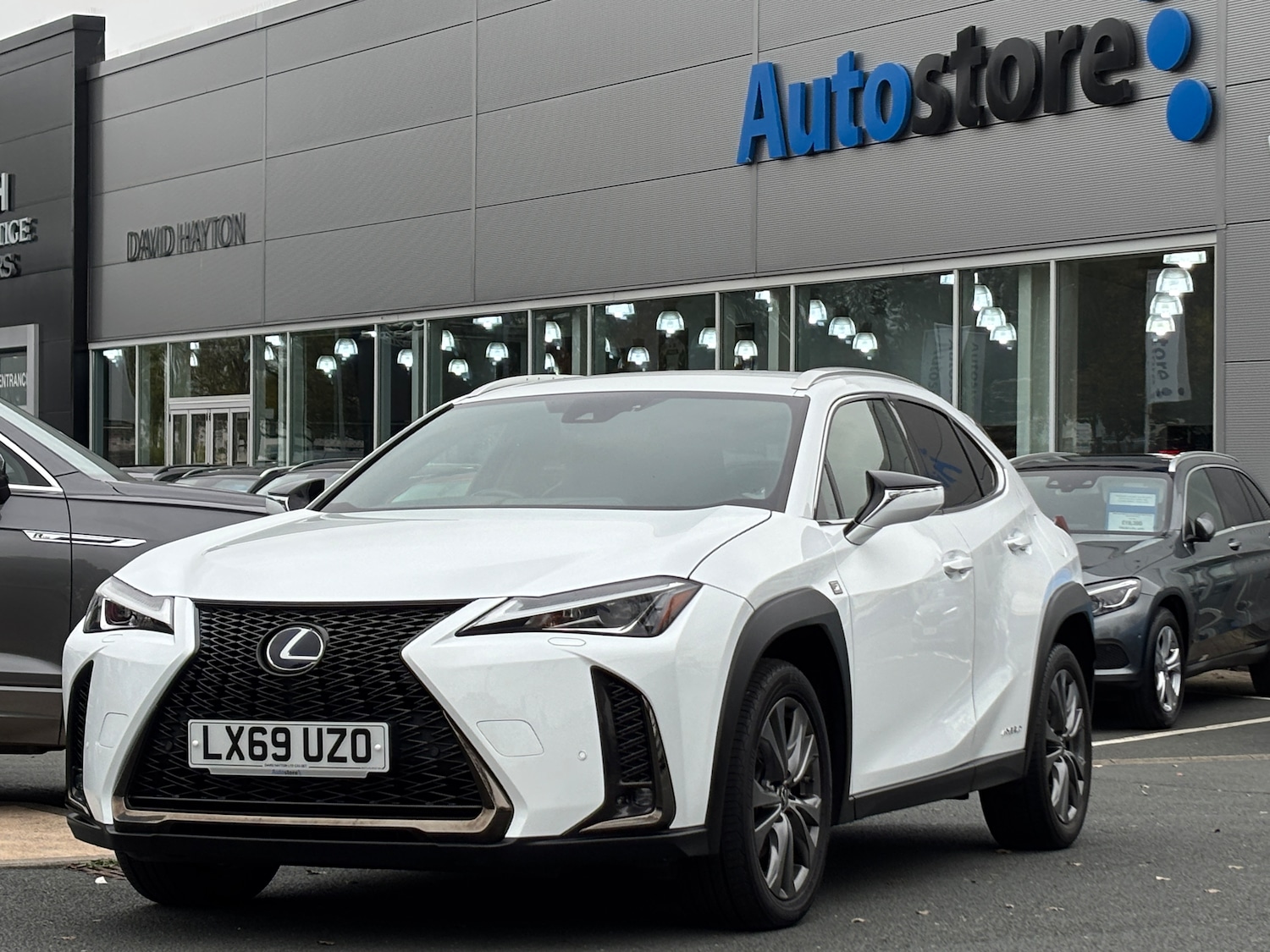 Used Lexus UX 2019 for sale - 76230745: Photo 1