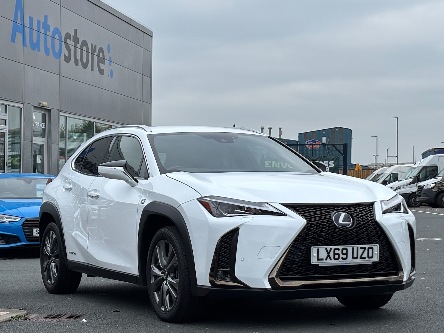 Used Lexus UX 2019 for sale - 76230745: Photo 3