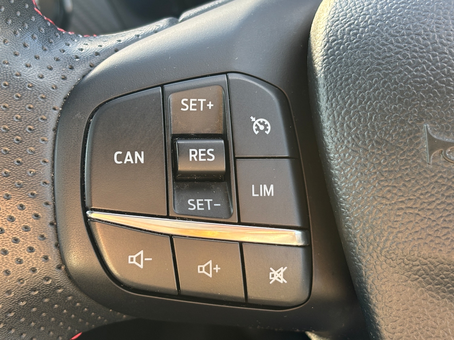 Used Ford Puma 2021 for sale - 76516032: Photo 25