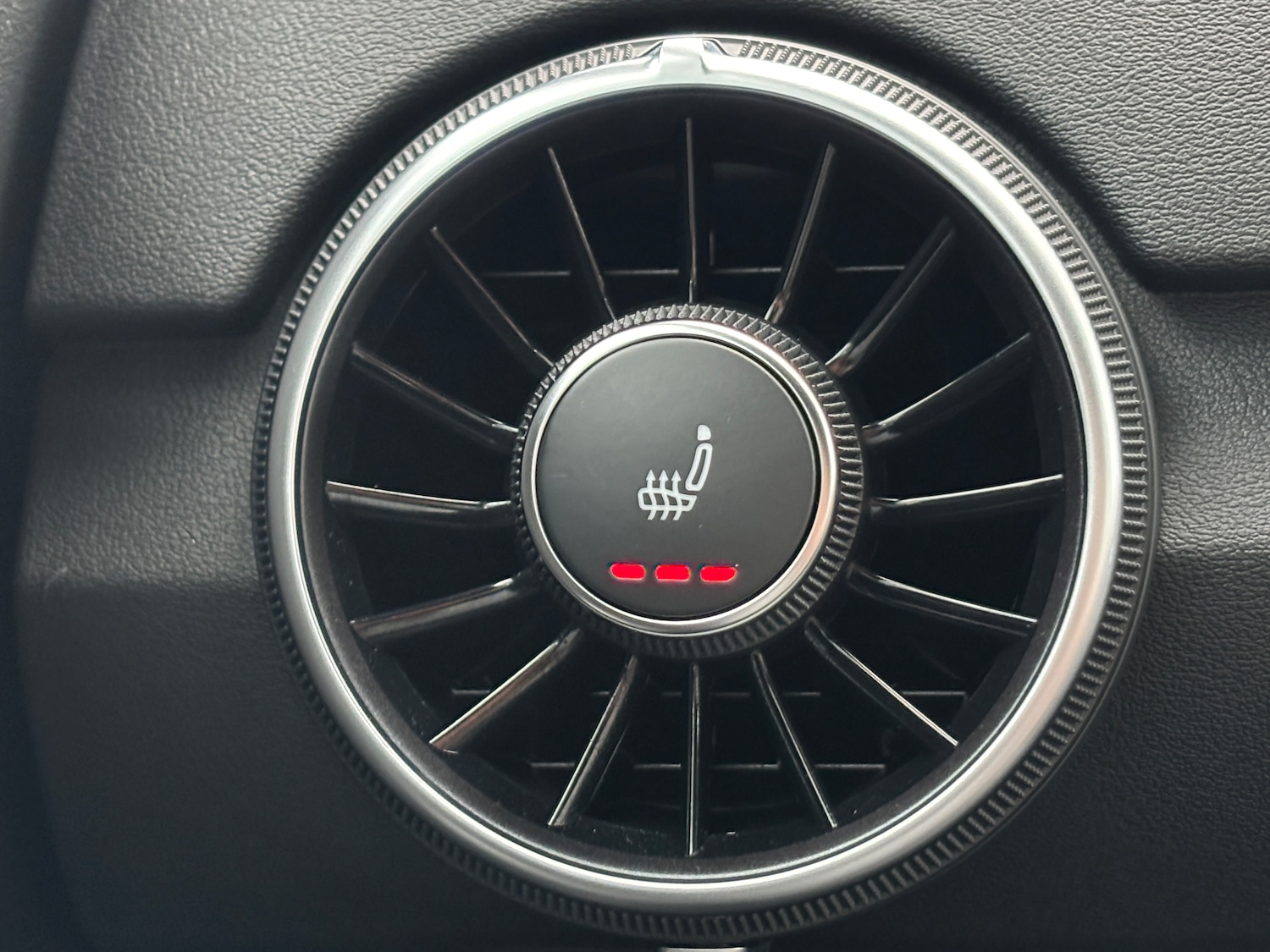 Used Audi TT 2022 for sale - 76040842: Photo 32