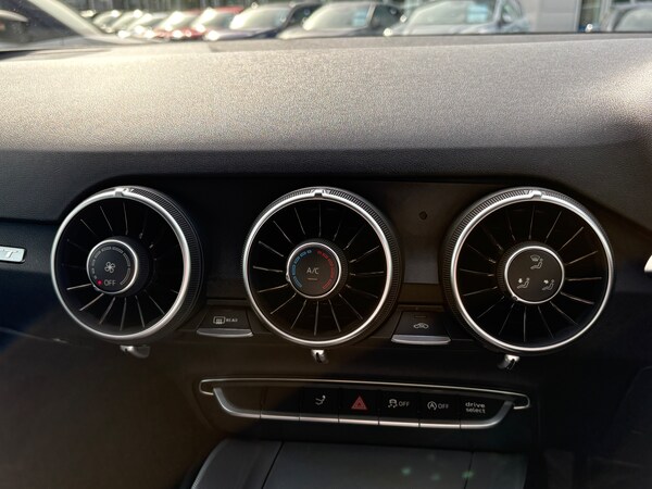 Used Audi TT 2016 for sale - 76176977: Photo 28
