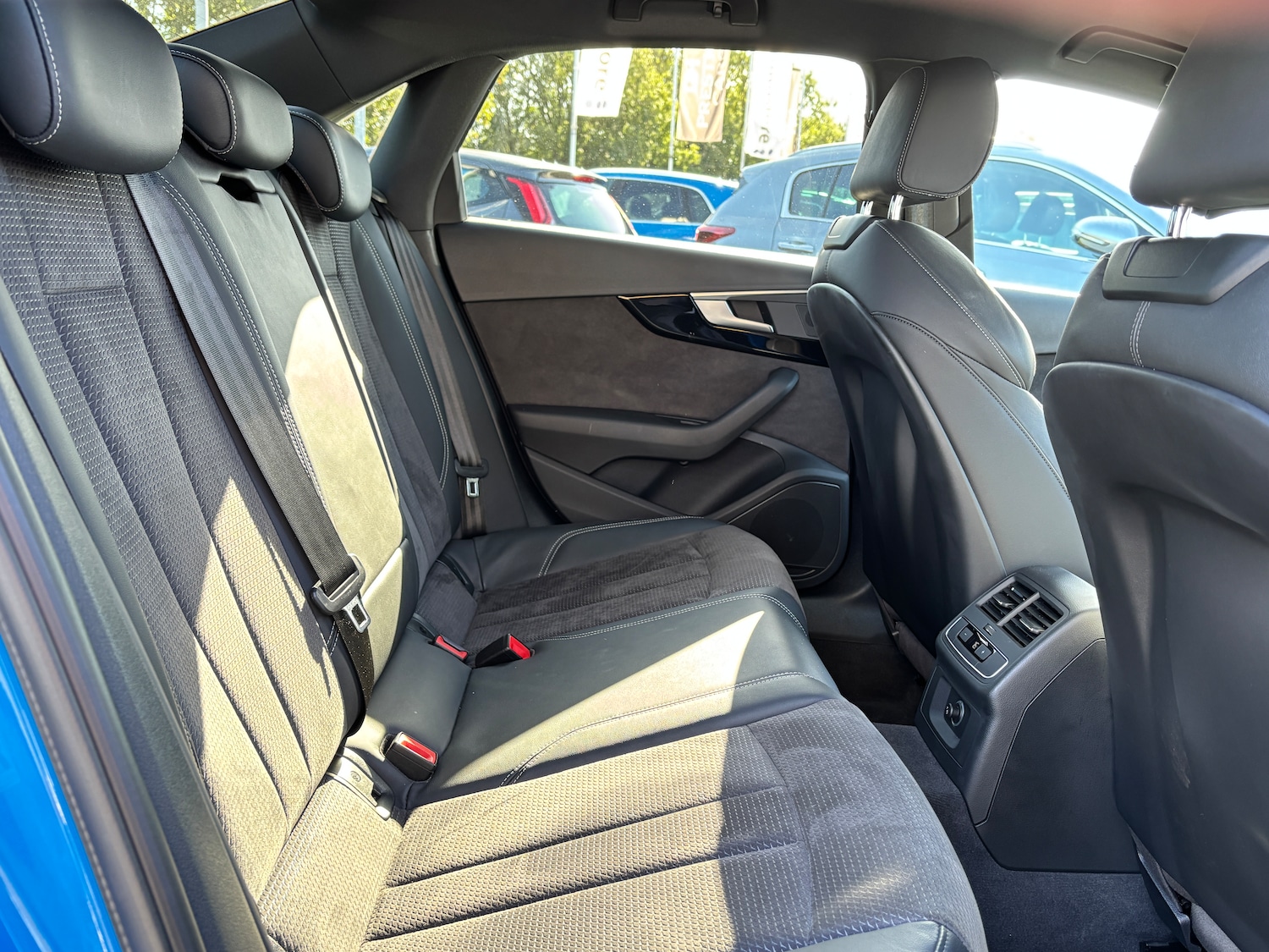 Used Audi A4 2019 for sale - 75538660: Photo 17