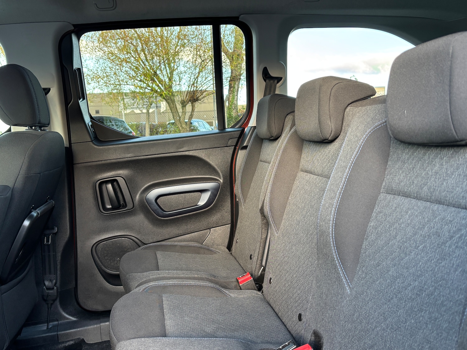 Used Peugeot Rifter 2021 for sale - 76421527: Photo 24