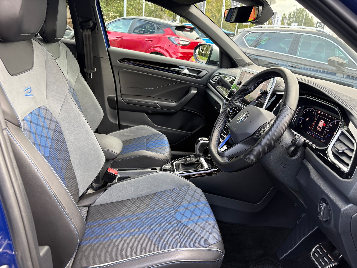 Used Volkswagen T-Roc 2022 for sale - 76113755: Photo 15